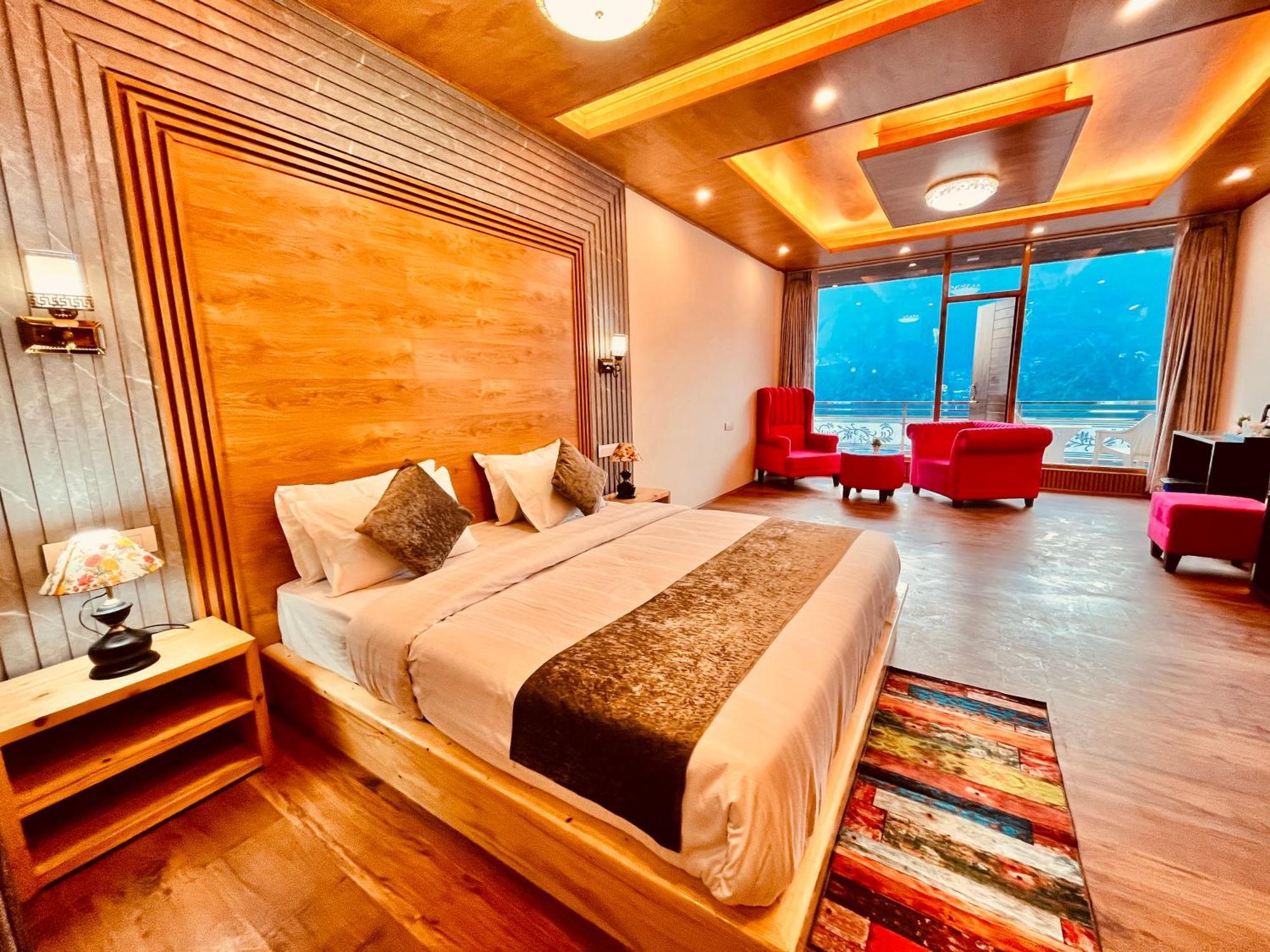 Naina Deventure Resort, Manali - Premium Rooms With Centrally Heated & Scenic View Ngoại thất bức ảnh