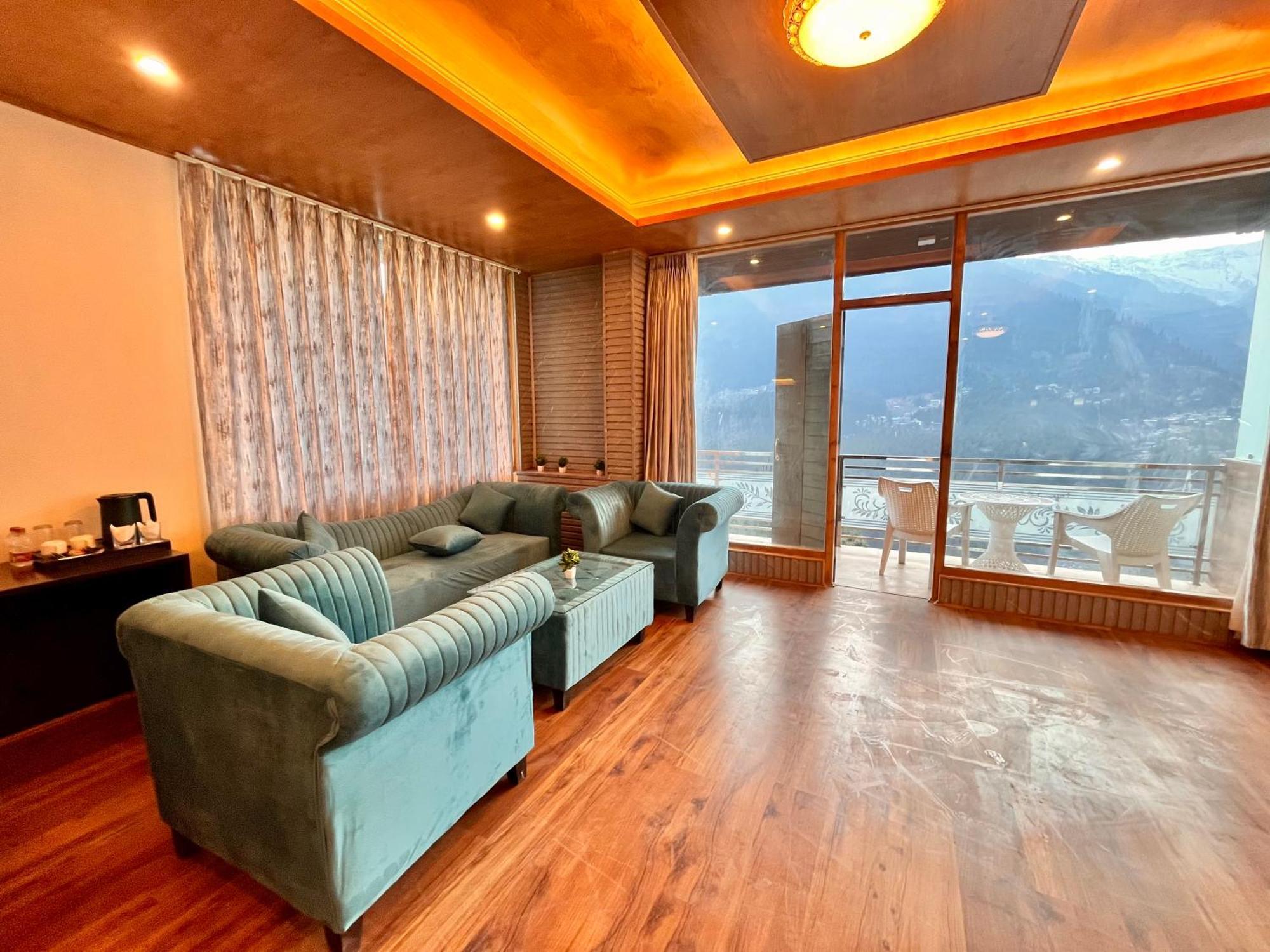Naina Deventure Resort, Manali - Premium Rooms With Centrally Heated & Scenic View Ngoại thất bức ảnh